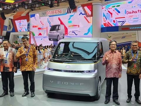 Mobil Listrik Konsep nan Futuristik Mejeng di Booth Daihatsu GIIAS 2023