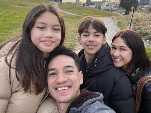 Cantik! 10 Potret Terbaru Sarah Putri Nana Mirdad dan Andrew White, Kini jadi Anak Gadis