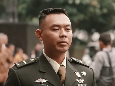 Pedagang Gorengan Jadi Perwira, Langsung Bersalaman dengan Jenderal Bintang 4 TNI