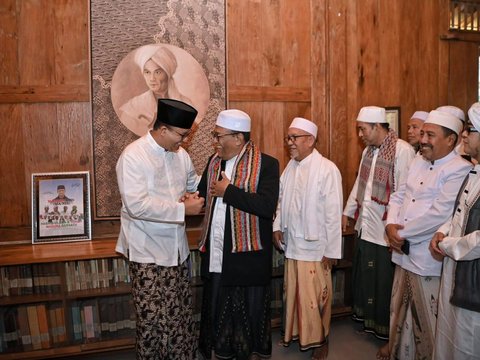 Ulama dan Habaib Madura Serta Keluarga Pendiri NU Beri Dukungan: Anies adalah Santri