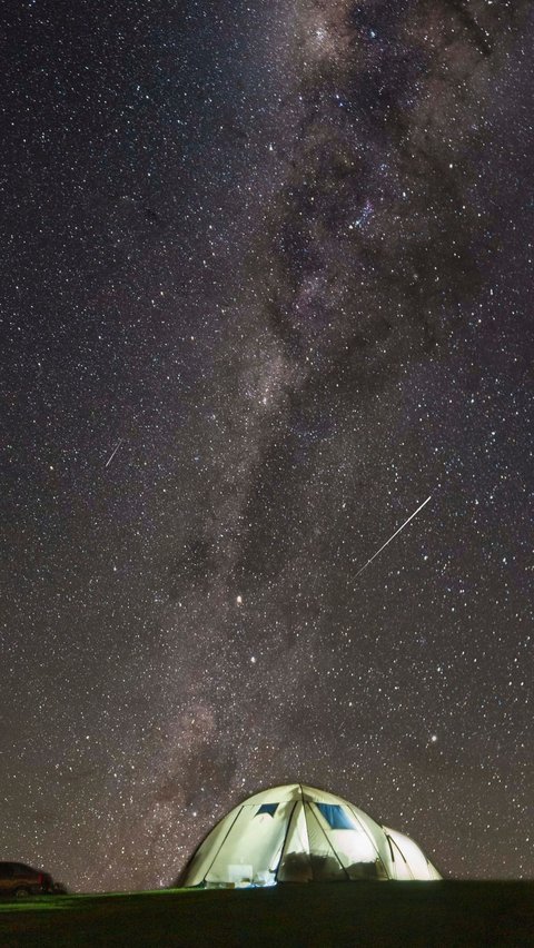 Dini Hari Nanti Hujan Meteor Perseid Bakal Terjadi Bisa Dilihat di Indonesia Tanpa Alat