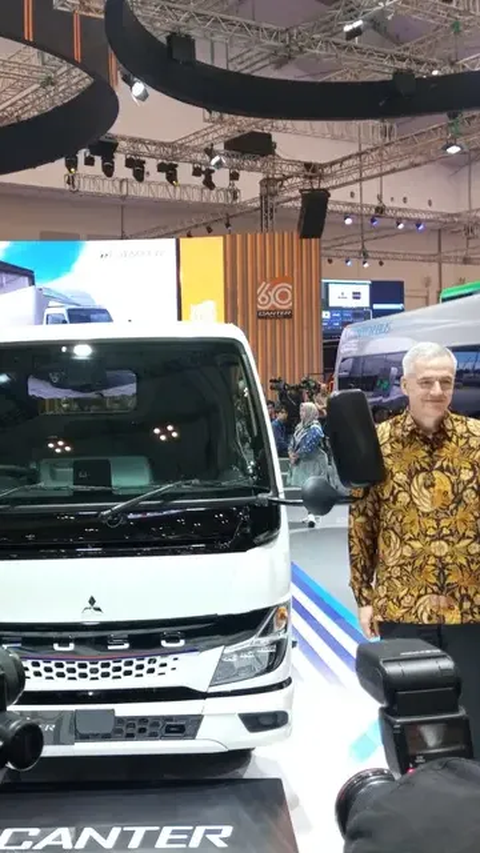 Sejarah Truk Mitsubishi Canter Tersaji di GIIAS 2023