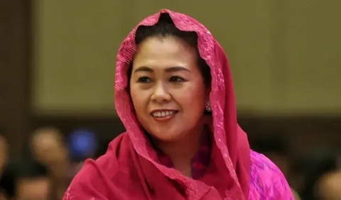 Putri Presiden ke-4 RI Abdurrahman Wahid alias Gus Dur, Yenny Wahid menyatakan kesiapannya dipinang menjadi Calon Wakil Presiden.