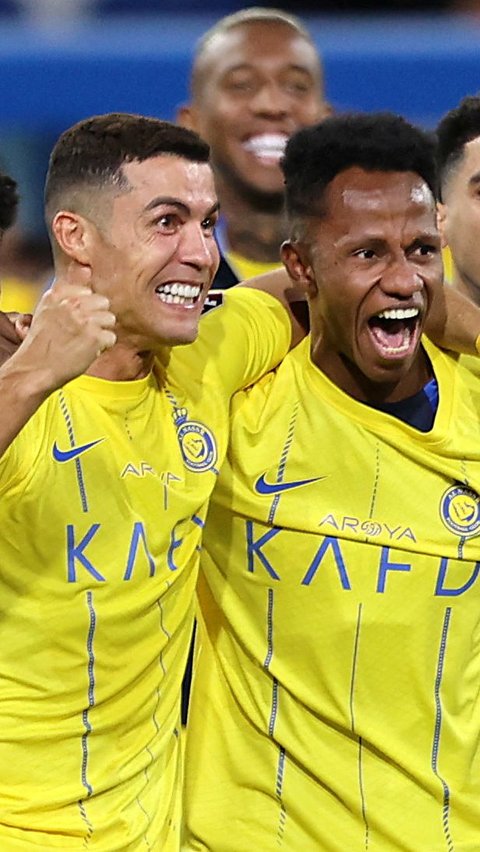 Meski Al Nassr sempat tertinggal lebih dahulu akibat gol Michael dan harus bermain dengan 10 orang. Namun, Ronaldo sukses mencetak dua gol.