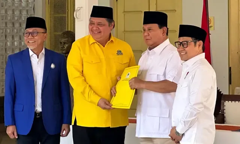 PAN dan Golkar Dukung Prabowo, Pengamat: Bisa Disinyalir Kode Jokowi