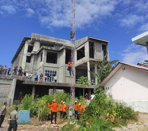 Tuntutan Ketemu Jokowi Belum Terwujud, Agus Nyerah Minta Turun Usai 6 Hari di Atas Tower