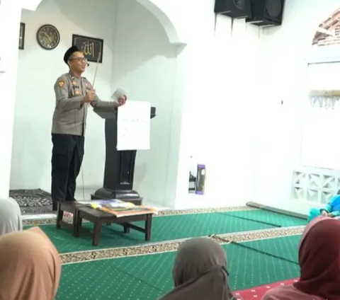 Cerita Aipda Agus Miswanto, Polisi Mulia Sisihkan Gaji Demi Bangun Pesantren & Asuh Santri