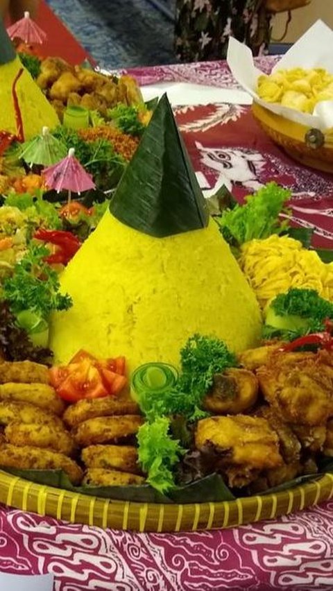 Alasan Tumpeng Khas 17 Agustus, Tiap Lauk Punya Makna