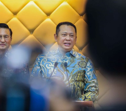 Selain itu, Bamsoet juga menyampaikan dari mantan Presiden dan mantan Wakil Presiden, mantan Ketua MPR/DPR/DPD, Pimpinan Lembaga Negara, Seluruh Anggota MPR yang terpilih dari DPR dan DPD, dan Menteri Kabinet Indonesia Maju serta pejabat setingkat menteri turut hadir.