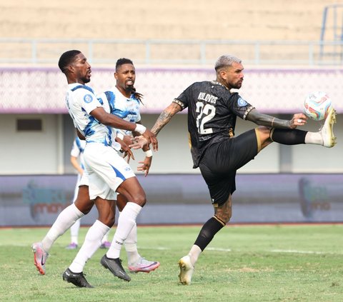 PSIS Semarang sukses memetik kemenangan krusial di pekan kedelapan di laga pertandingan BRI Liga 1 2023/2024. <br /><br />Menghadapi Dewa United, Mahesa Jenar berhasil membawa kemenangan PSIS dengan skor meyakinkan 4-1.