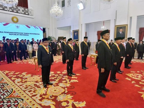 Pensiunan Komjen Polri 'Pembasmi Teroris' Dianugrahi Bintang Mahaputra Pratama oleh Jokowi, ini Sosoknya