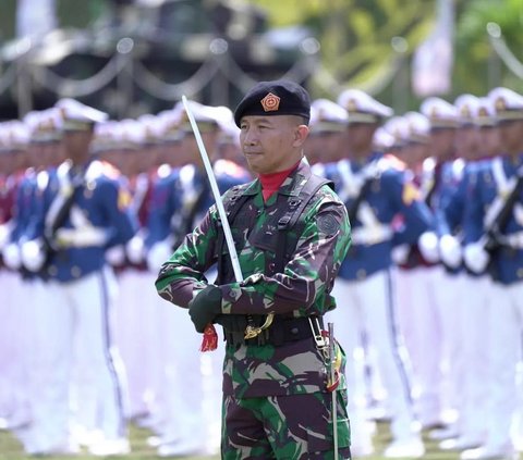 Momen Hangat Jenderal Berdarah Kopassus Ketemu Jenderal Polisi di Pusdik Kopassus, Panggil 'Kakak Asuh'
