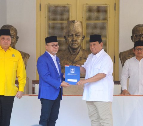 Hadapi Koalisi Gemuk Prabowo, PPP: Tidak Kepikiran Tinggalkan PDIP dan Ganjar