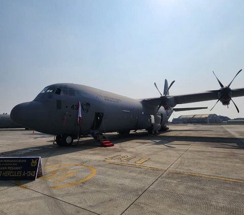 Potret Garangnya Super Hercules Canggih Diserahkan ke TNI AU, Wamenhan Janji Alutsista Tua Diganti