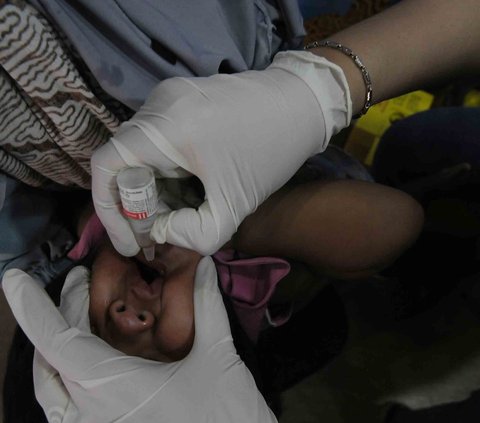 Kementerian Kesehatan RI menggelar imunisasi rotavirus (RV) kepada seluruh bayi di Indonesia jelang perayaan HUT ke 78 Kemerdekaan RI. Imunisasi RV secara nasional ini dilakukan untuk melindungi anak Indonesia dari kejadian diare berat.