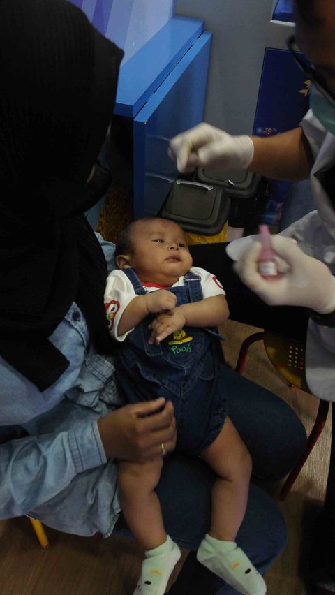 Syahril mengatakan, sasaran pemberian imunisasi tetes RV paling cepat pada anak usia 2 bulan.