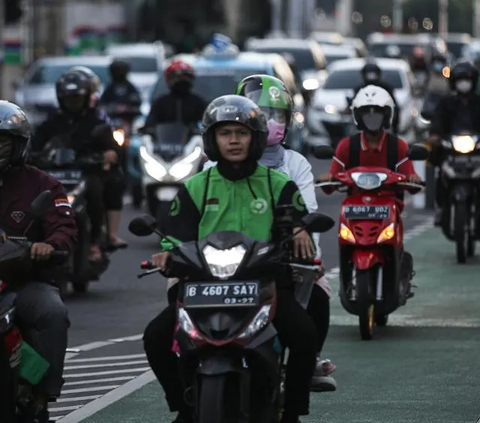 Polusi Udara di Jakarta Tinggi, Driver Ojol Banyak yang Batuk dan Sesak Napas
