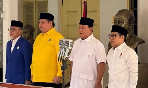 Pengamat Sebut Jokowi Restui Golkar dan PAN Dukung Prabowo