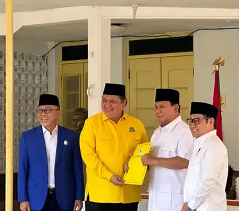 Pengamat Sebut Jokowi Restui Golkar dan PAN Dukung Prabowo