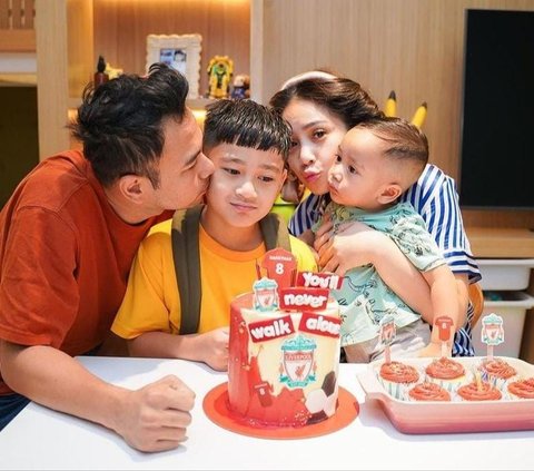 Potret Kejutan Ultah Rafathar Ke-8, Penampilan Nagita Slavina Bikin Salfok