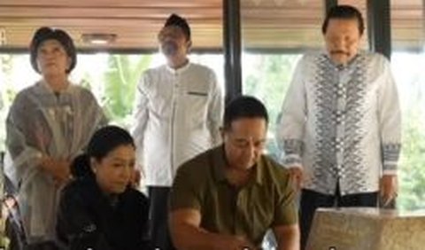 Eks Panglima TNI ke Makam Bung Hatta