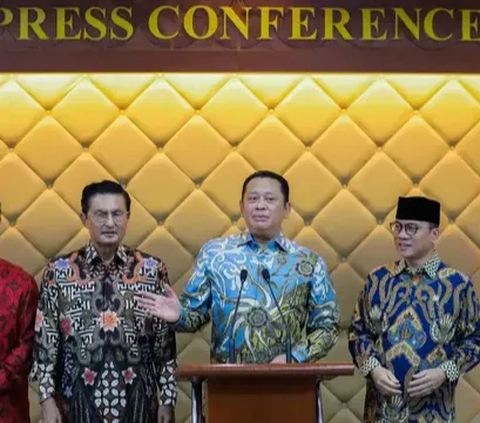 Dua Kali Pantun Bamsoet di Sidang MPR Singgung Capres Harus Lanjutkan Pembangunan Jokowi