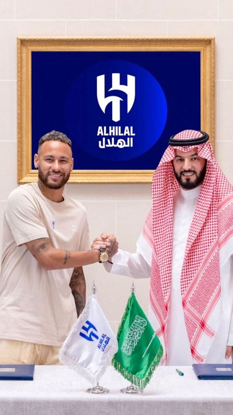 Neymar dikontrak jangka pendek oleh Al Hilal. Pemain berusia 31 tahun tersebut menandatangani kontrak sampai tahun 2025 mendatang.