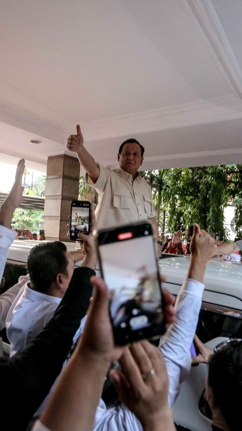 Janji Prabowo: Anak Sekolah Makan Siang dan Susu Gratis, Lanjutkan Jokowinomics