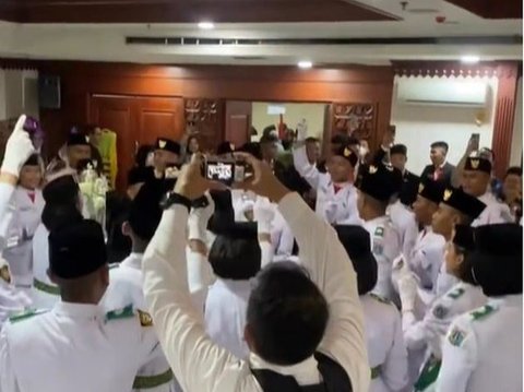 8 Potret Dhofin, Anak dari Ibnu Jamil, Menjadi Salah Satu Anggota Paskibraka Kota Jakarta Selatan Yang Sangat Ganteng dan Gagah.