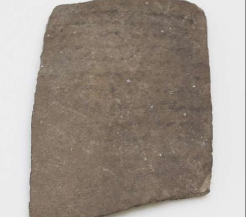 2.600 Tahun Lalu Seorang Tentara Menulis Surat di Sekeping Tanah Liat, Begini Isinya