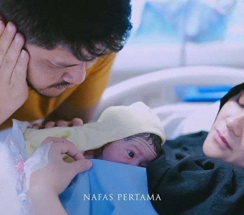 Bayi Ganteng! Ini Potret Anak Ketiga Ryana Dea yang Baru Lahir, Namanya Gavin Rafaeyza Redi