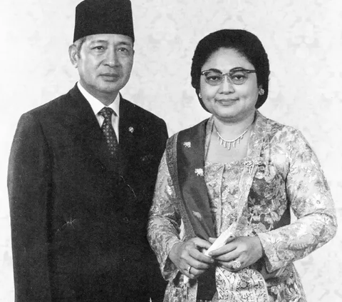 Kemudian era Presiden Soeharto, gaji PNS juga tercatat naik hanya dua kali saja. Gaji PNS kala itu naik tahun 1989 dan tahun 1995.