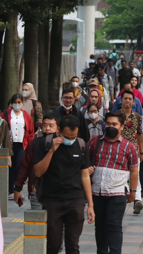 Meski data kualitas udara yang terekam IQAir tidak sehat bagi kelompok sensitif, namun pada tanggal 15-14 Agustus lalu udara Jakarta pernah menyentuh angka cukup parah yakni AQI US 152-156.