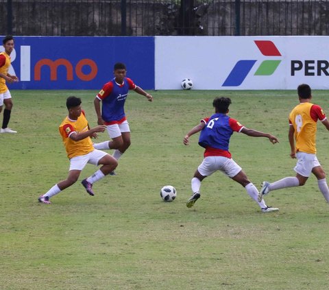 Dalam proses penyeleksian tersebut, pelatih Bima Sakti sedang mencari beberapa pemain untuk empat posisi yang terdiri dari penyerang, bek sayap kiri, gelandang sayap kanan, dan gelandang sayap kiri.