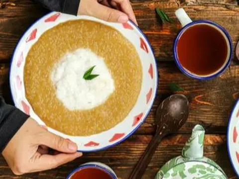 7. Bubur Merah Putih: Simbolis Kemerdekaan