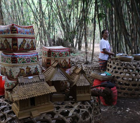 FOTO: Pasar Pelipur Lara Hutan Bambu Jadi Destinasi Baru Wisatawan di Desa Penglipuran Bali