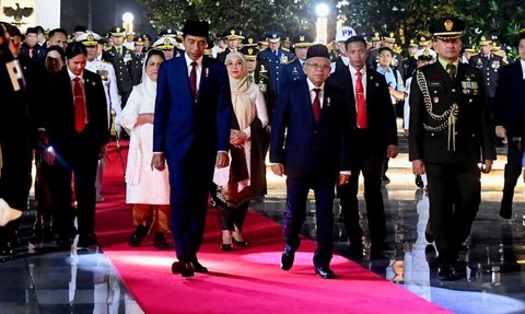 HUT Ke-78 RI, Jokowi Pimpin Apel Kehormatan dan Renungan Suci di TMP Kalibata