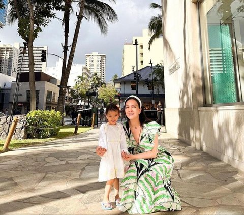 Potret Shandy Aulia Bareng Baby Claire Liburan di Hawaii, Pesona Putri Cantiknya Curi Perhatian