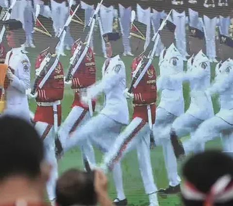 Tiba di Istana, Bendera Pusaka dan Naskah Proklamasi Dibawa Kereta Kencana Ki Jaga Rasa