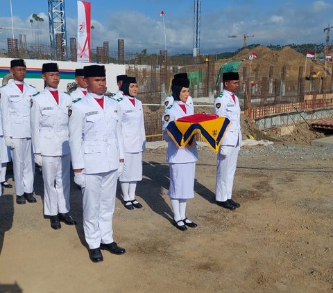 Cerita Pembawa Baki Bendera Merah Putih Saat Upacara di IKN, Latihan Cuma 10 Hari