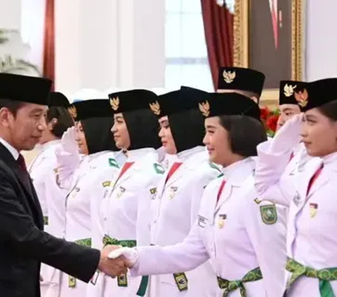 Menjadi bagian dalam upacara Hari Ulang Tahun Kemerdekaan Republik Indonesia yang digelar di Istana Negara, Jakarta, merupakan impian bagi sebagian besar pelajar jenjang SMA di seluruh Indonesia.