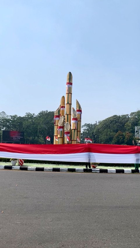 Ketika Tugu Digulis Monumen Perjuangan 11 Tokoh SI Diselimuti Merah Putih