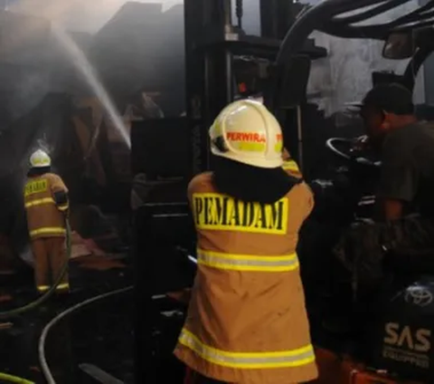 Hotel di Melawai Jakarta Selatan Terbakar, Tiga Orang Meninggal
