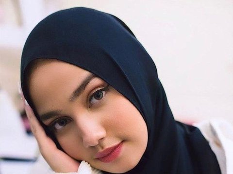 Luar Biasa Menawan! 8 Potret Syifa Hadju Tampil Memesona dengan Menggunakan Hijab, Keindahannya Menakjubkan