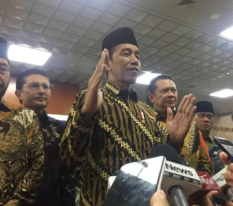 Reaksi Datar Jokowi Tanggapi Ucapan Puan Soal Peluang Gibran Jadi Cawapres