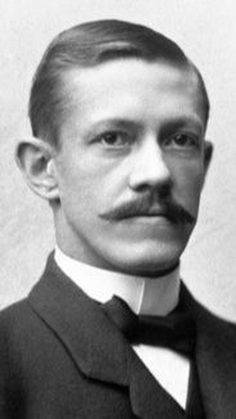 Allvar Gullstrand (1862-1930)