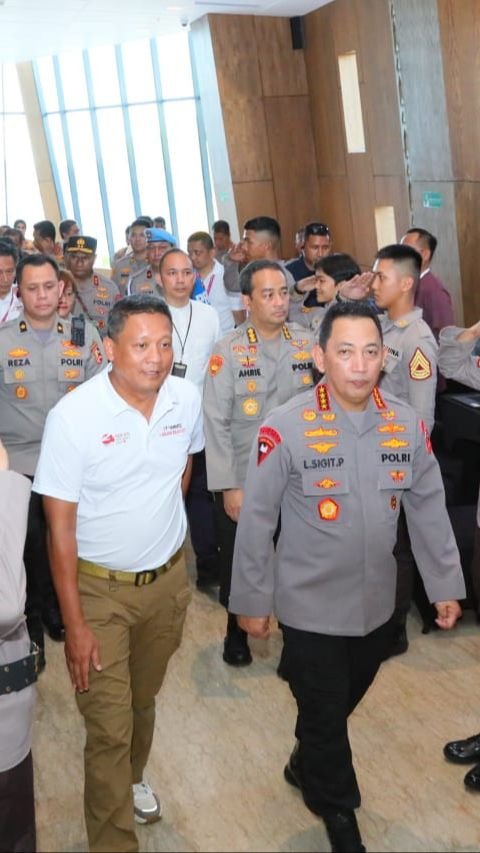 Momen Kapolri Jenderal Sigit Tinjau Venue Pertemuan Petinggi Negara ASEAN di Labuan Bajo