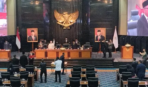 Pras berujar, Pemprov DKI seharusnya bisa belajar dari kejadian masa lalu karena kasus pembelian lahan milik sendiri pernah terjadi sebelumnya.