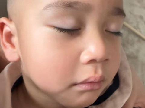 Lucu! Potret Terbaru Rayyanza Anak Raffi Ahmad & Nagita dengan Rambut Baru, Poninya Bikin Gemas