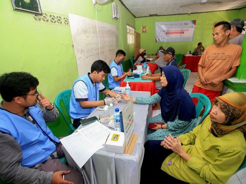 FOTO: Prudential Bangun Rumah Layak Huni hingga Posyandu di Desa Gunung Putri Bogor